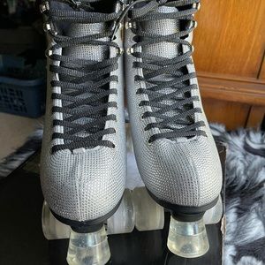 Dolls Kill Poster Girl Rhinestone Roller Skates 11